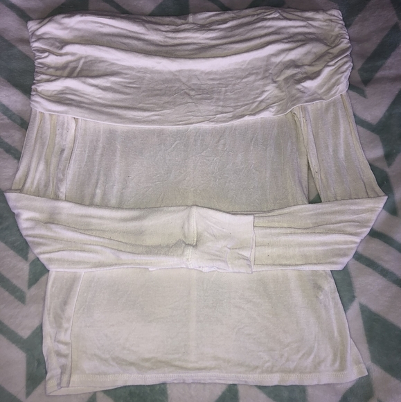 Off the shoulder top - Picture 1 of 1